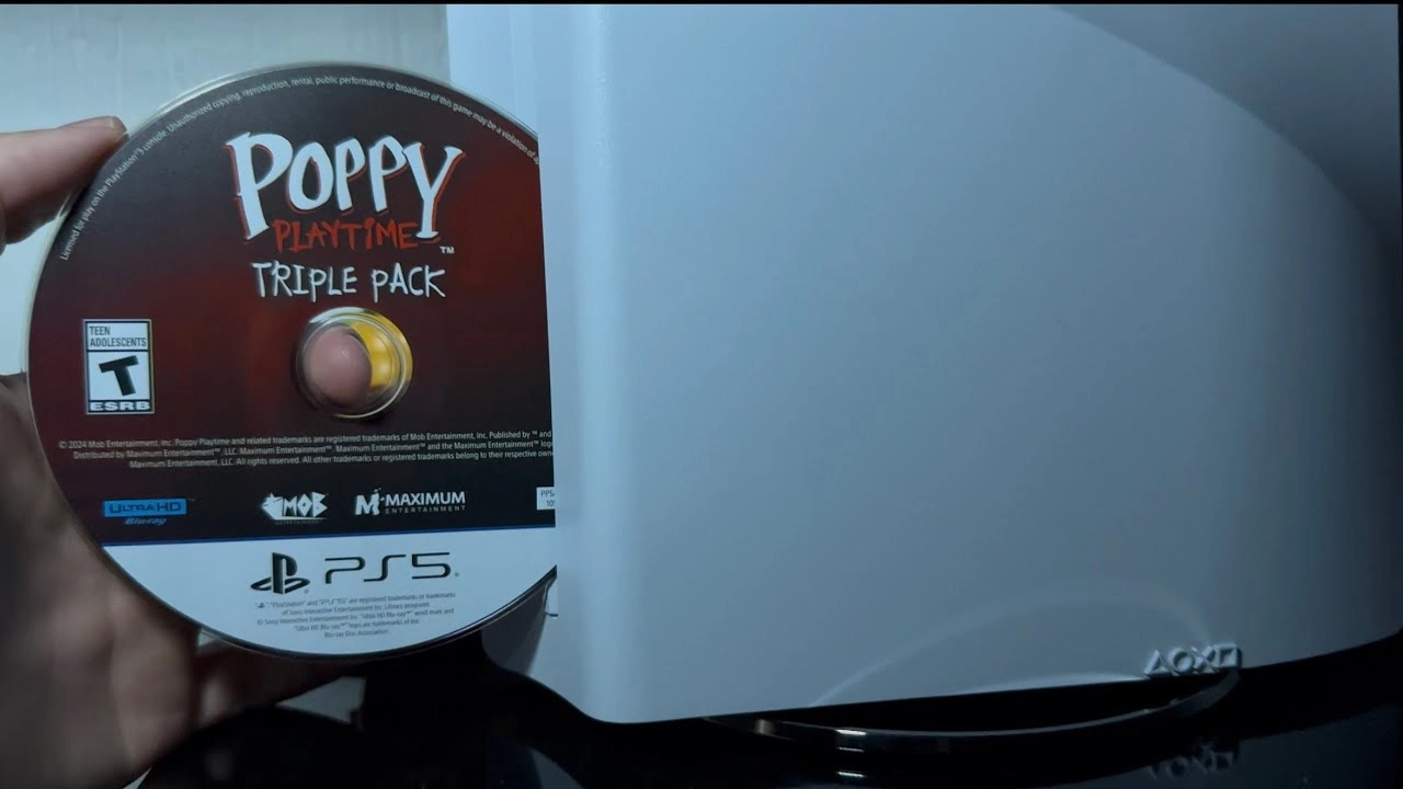 Игра Poppy Playtime Triple Pack, русские субтитры (PS5)