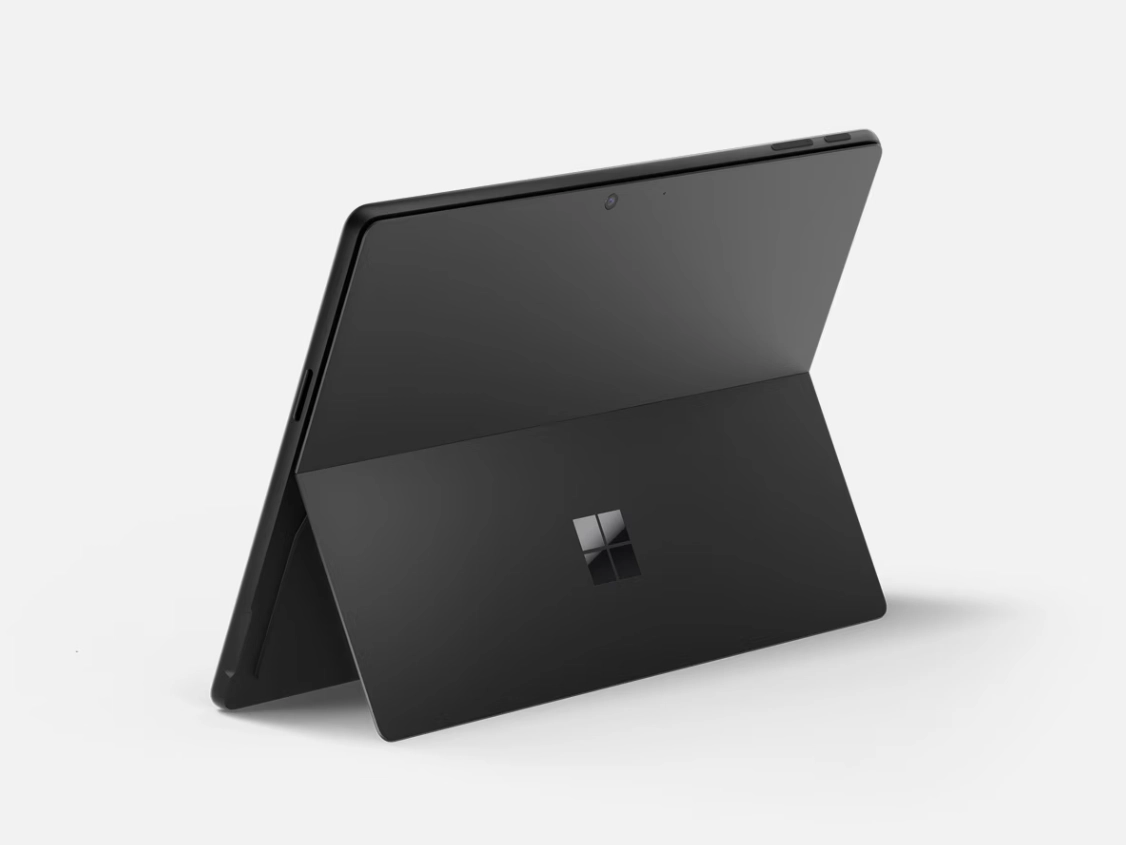 Планшет Microsoft Surface Pro 11 | OLED, 64-1 ТБ Black