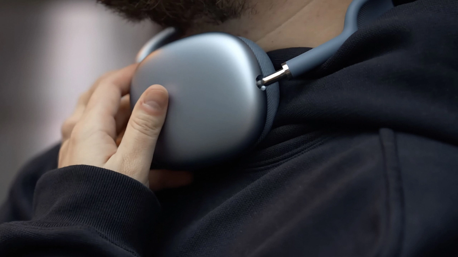 Apple AirPods Max 2.jpg