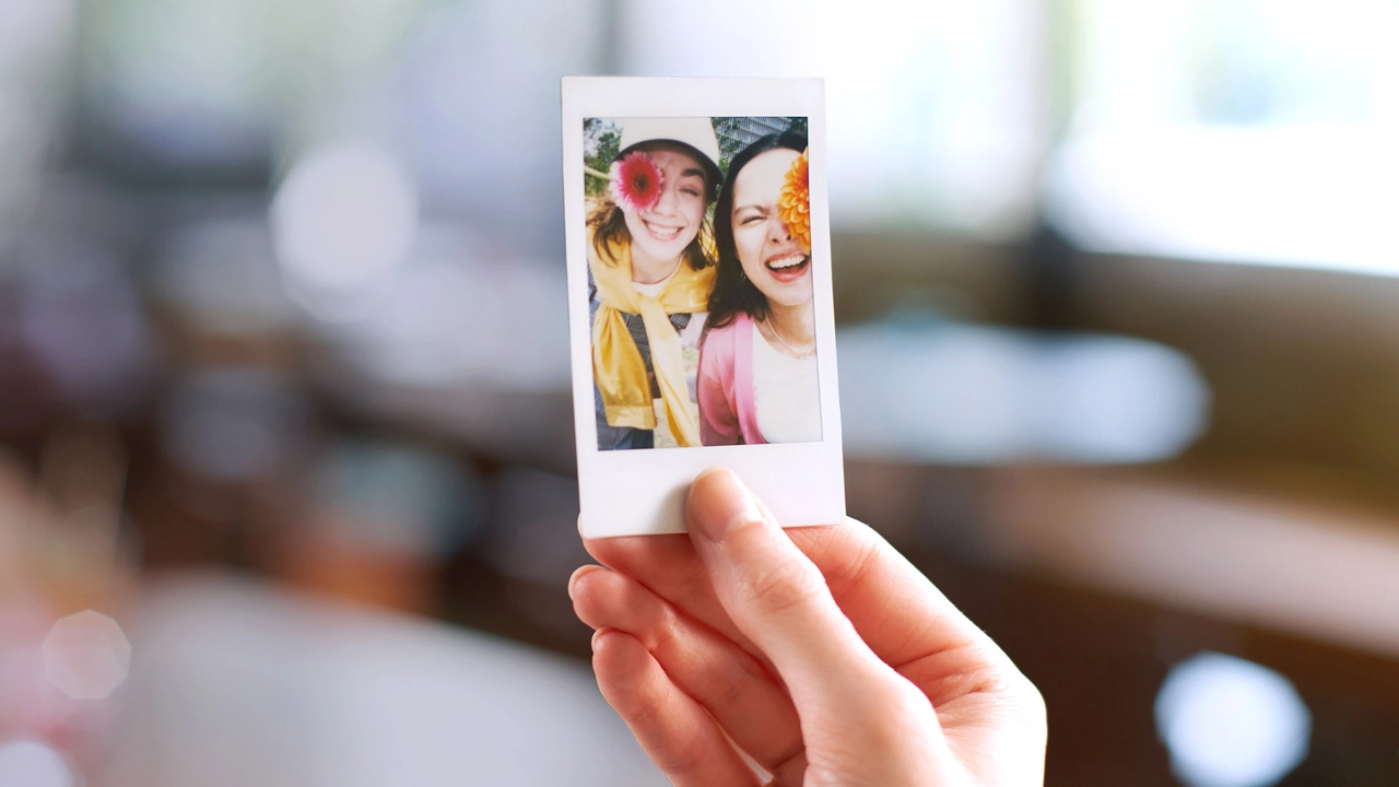 FUJIFILM instax mini EVO Cinema-01.jpg