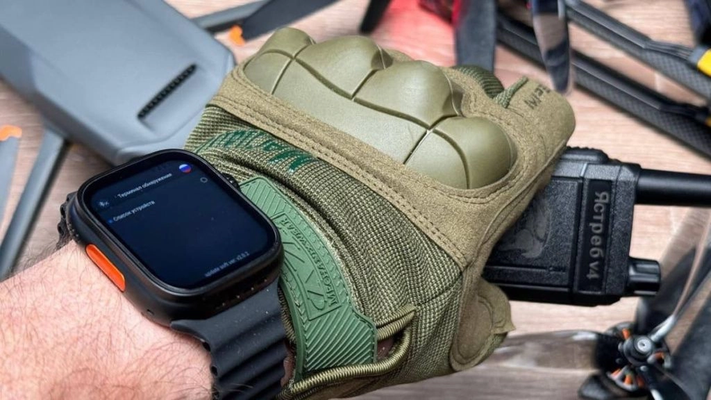 Детектор дронов Ястреб v.4 + смарт часы.jpg Детектор дронов Ястреб v.4 + смарт часы.jpg