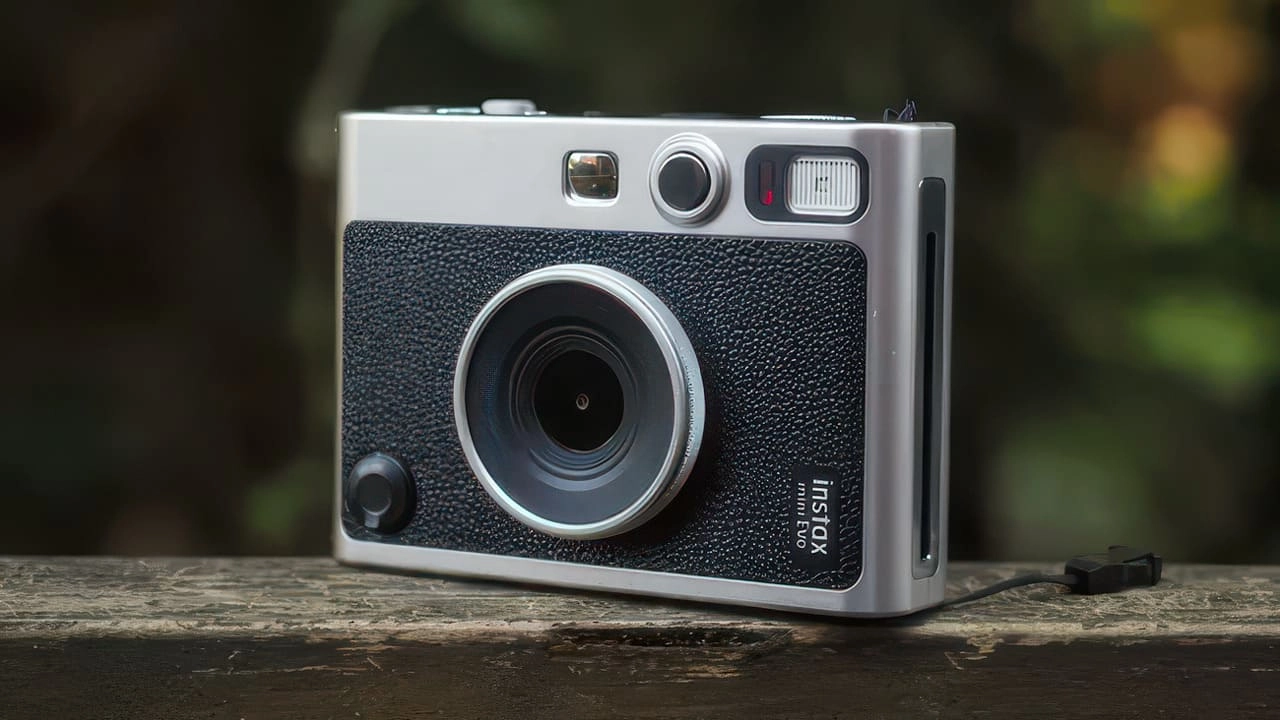 Fujifilm Instax mini Evo-6.jpg