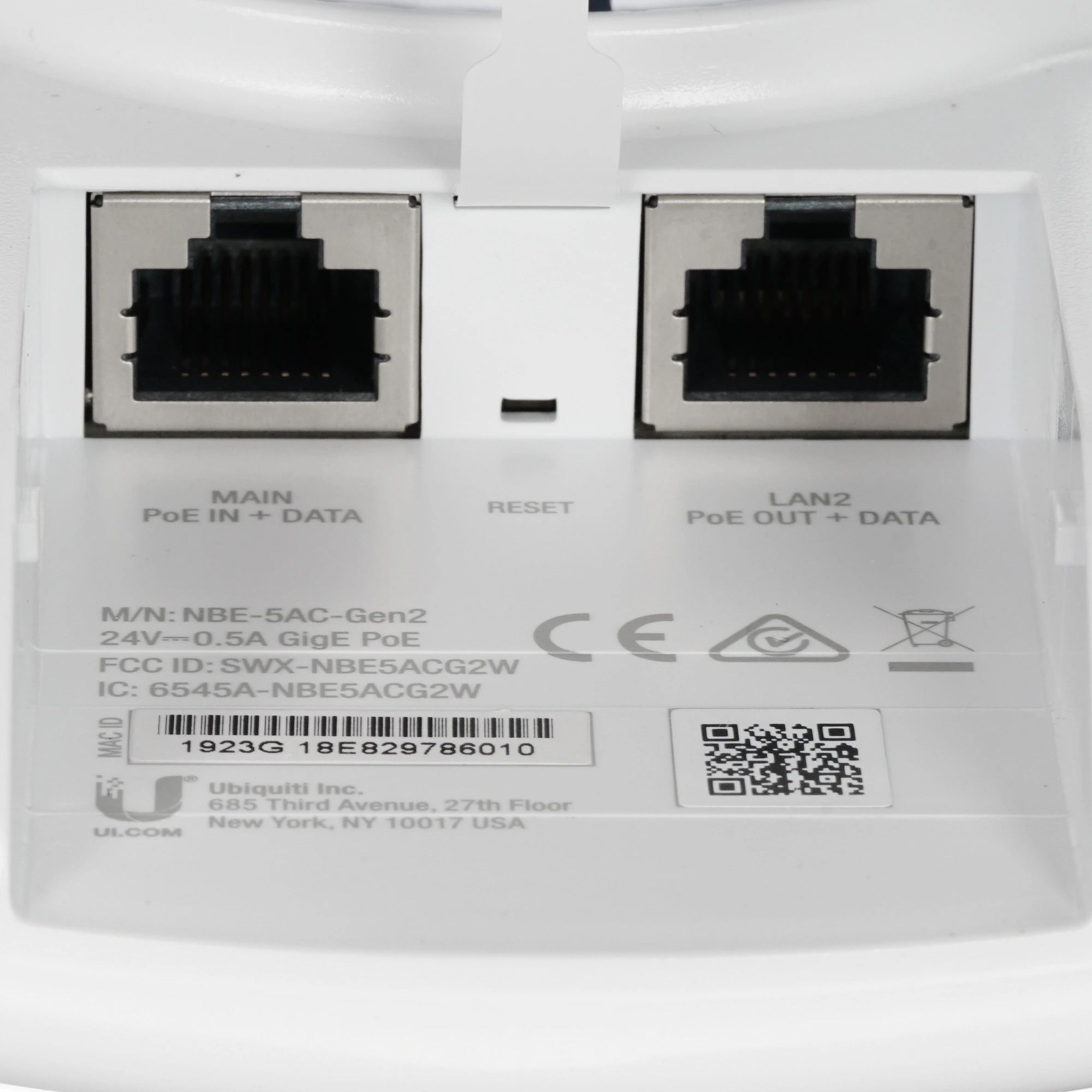 Точка доступа Ubiquiti NanoBeam 5AC Gen2