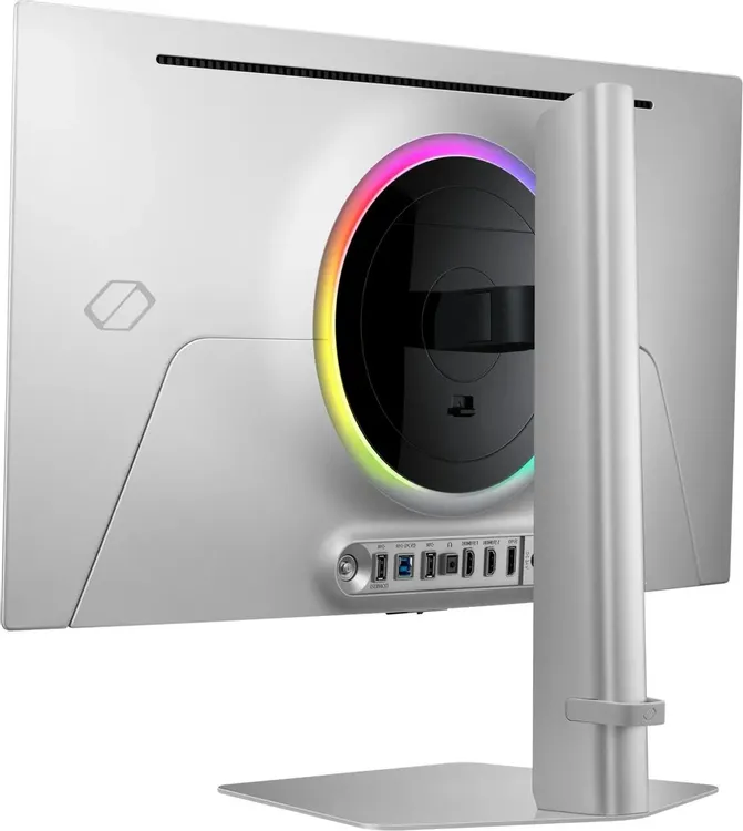 Монитор Samsung Odyssey OLED G8 27" 240 Гц OLED серебристый