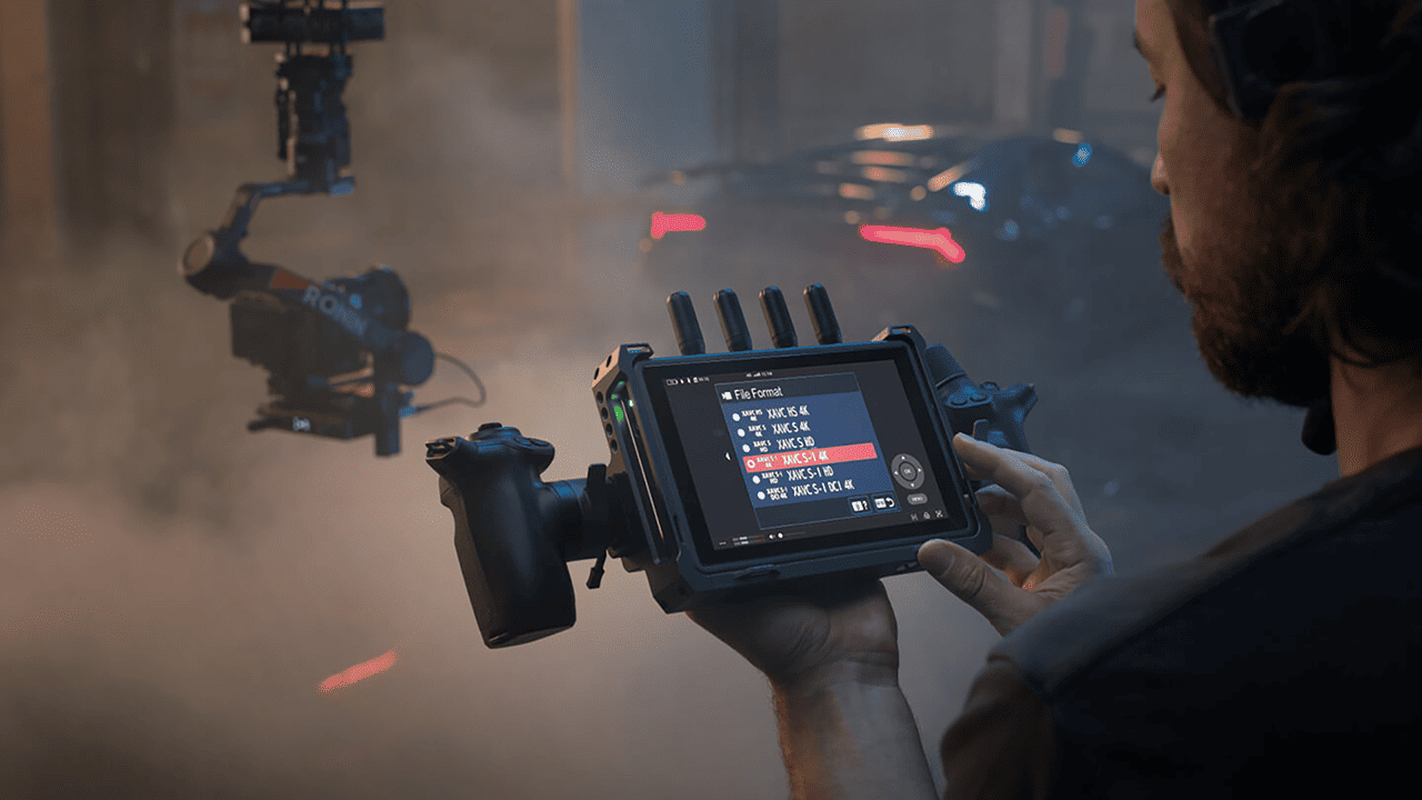 Стабилизатор DJI RS 4 Pro Combo-1.png