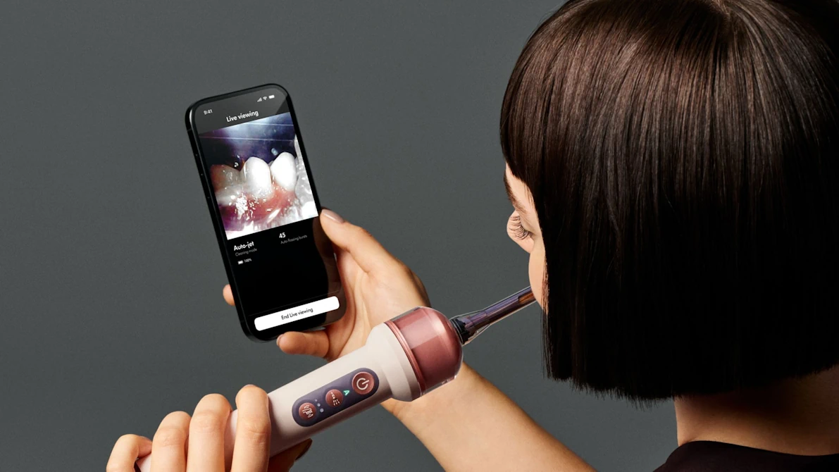 Щетка Dyson с камерой