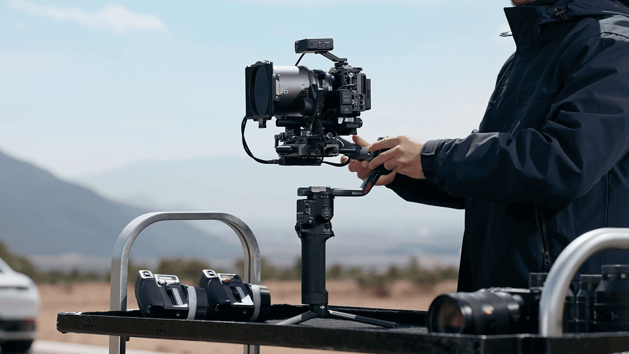 Стабилизатор DJI RS 4 Pro Combo.png